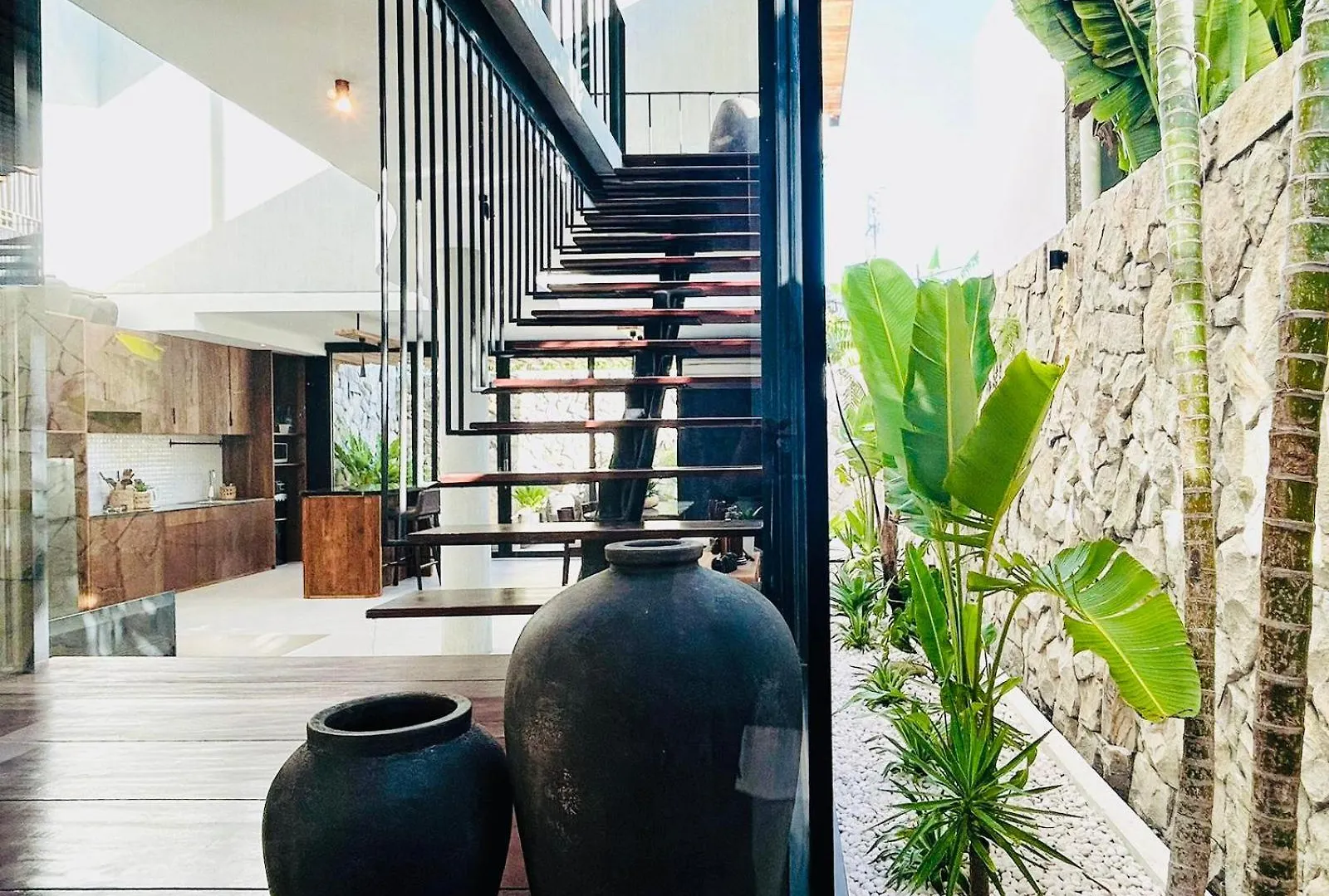 Villa Khayu Seminyak Modern 2-Bedroom Villa Just 900M From The Beach